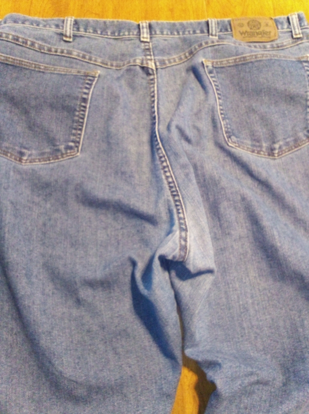 Wrangler Men's 85900DW Medium Blue Midweight Relaxed Fit Denim Jeans 42X32 - Picture 2 of 11